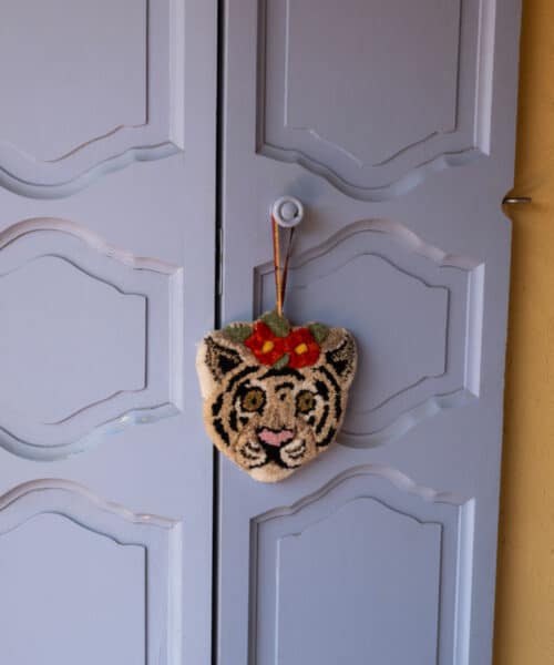 Hanger Floral White Tiger dierenkop